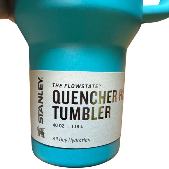 Stanley 40oz. Quencher H2.0 Tumbler (Straw not included) - Picture 2 of 3